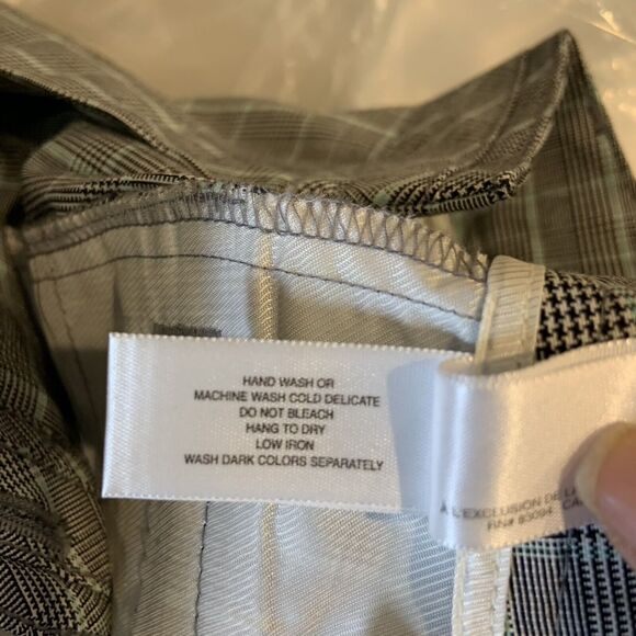 Cutter Buck Golf Shorts DryTech Mint Plaid Size 2 Quick Dry Walk Pickleball NWT - Picture 12 of 12